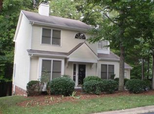 4 Thames Ct, Greensboro, NC 27455