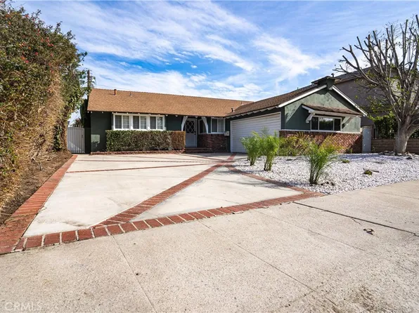 8104 Allott Ave, Panorama City, CA 91402