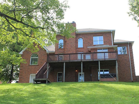 4th image of 127 Helen Pl