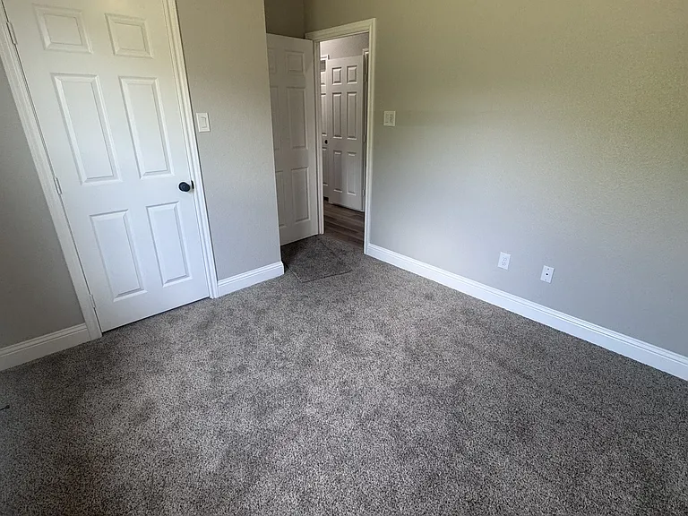 3211 Bourland St — Photo 17