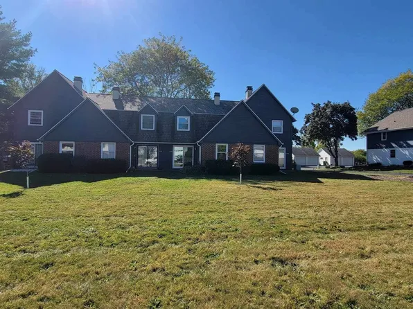 2592 Finger Rd, Green Bay, WI 54302