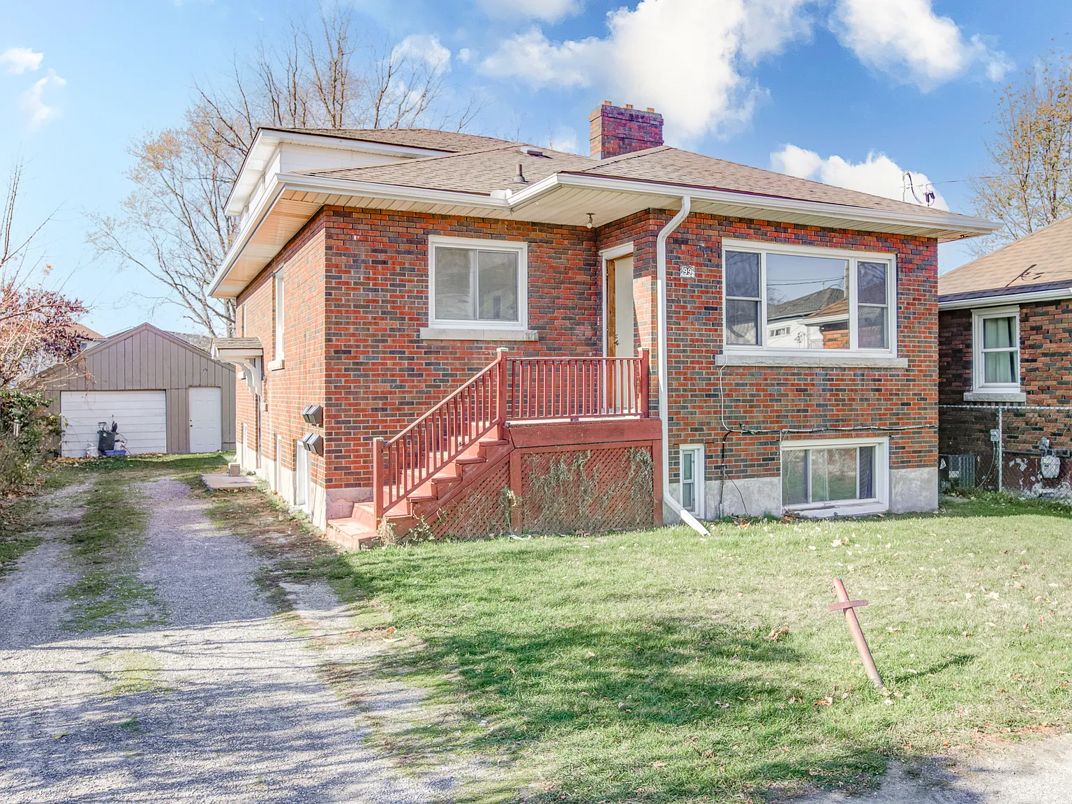 99 Haig Street St. Catharines — Photo 2
