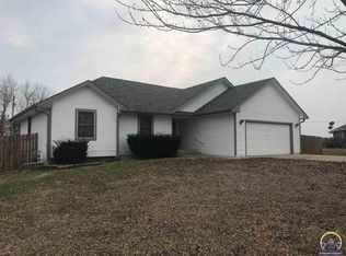 411 Prairie Bend Ct, Meriden, KS 66512
