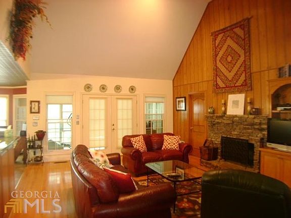 4th image of 1519 Shoal Creek Dr SW