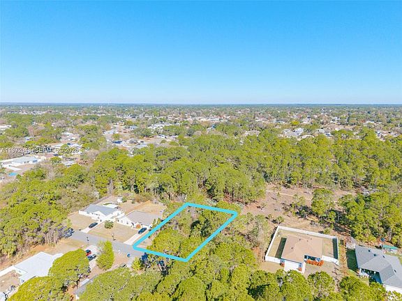 4th image of 825 Doverbrook Rd NW