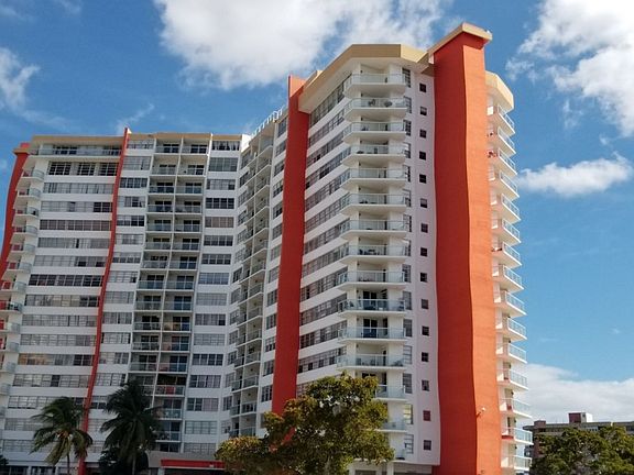 2nd image of 1351 NE Miami Gardens Dr APT 1125E