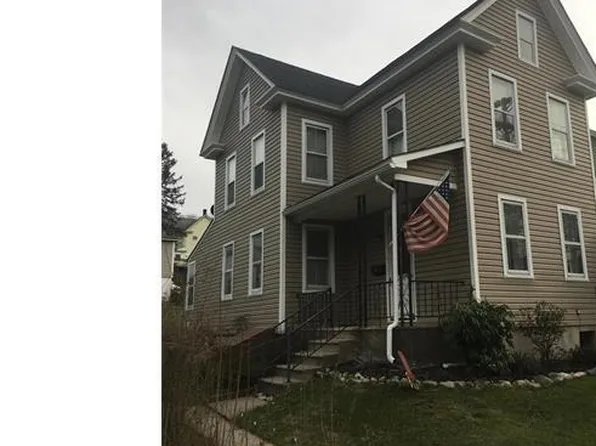 451 W Central Ave, East Bangor, PA 18013