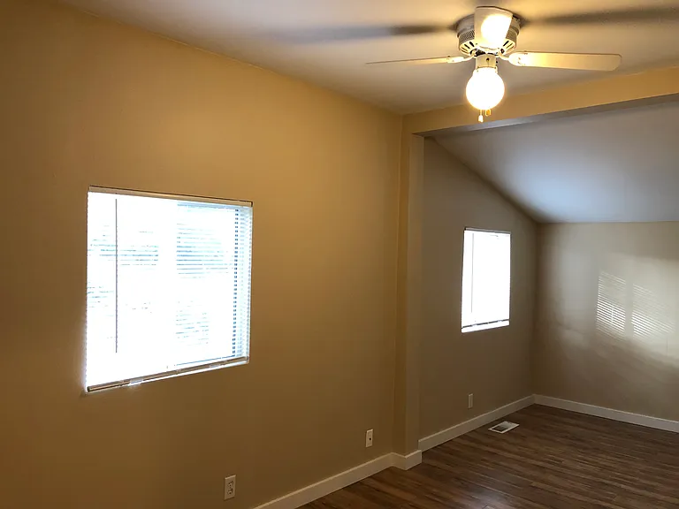 1408 Walnut St — Photo 17