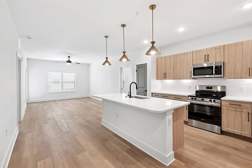 Unit 2115, Unit 2232, Unit 2132