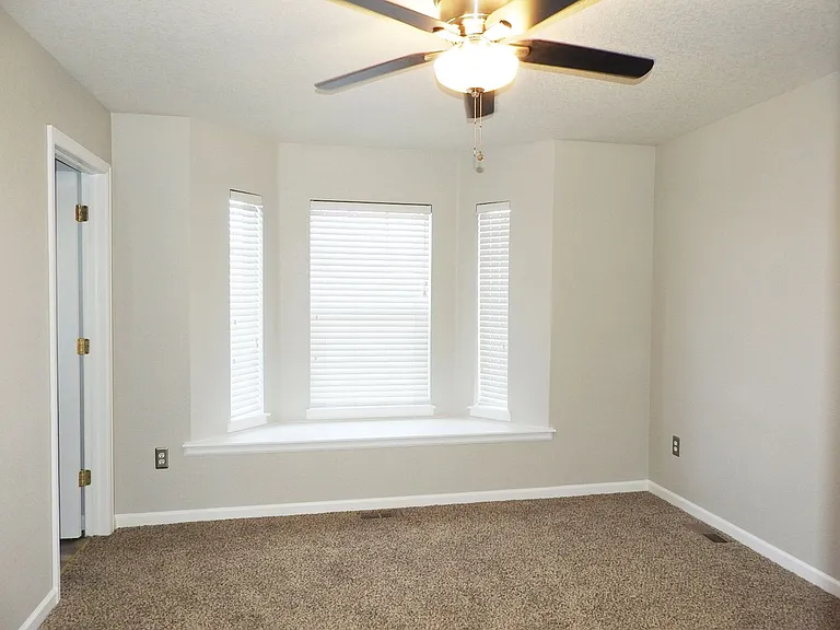 7772 E 29th Ave — Photo 13