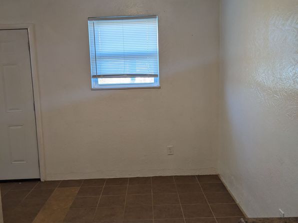 221 William St APT 5