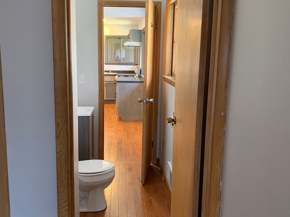 1st image of 7824 N Edgeworth Dr