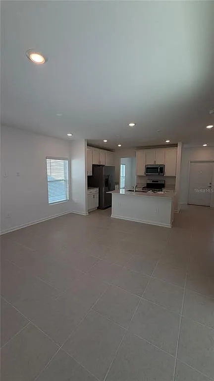 3 bed, 2.5 bath, 1782 sqft, $2,700 — Photo 3
