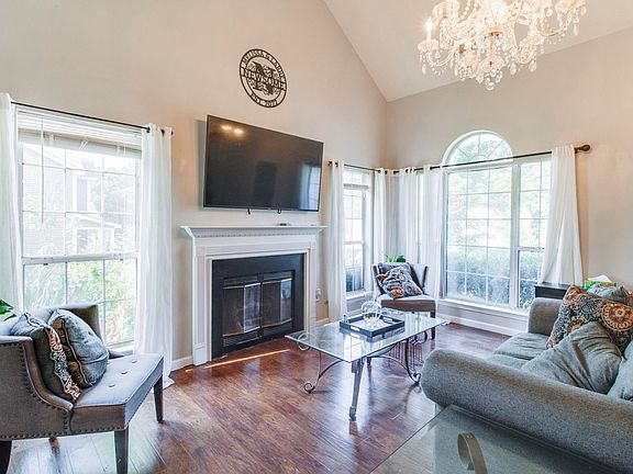4th image of 2 Haven Ridge Pl