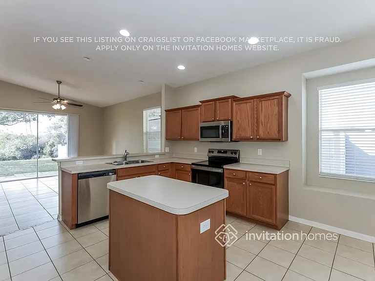 8716 Sandy Plains Dr — Photo 7