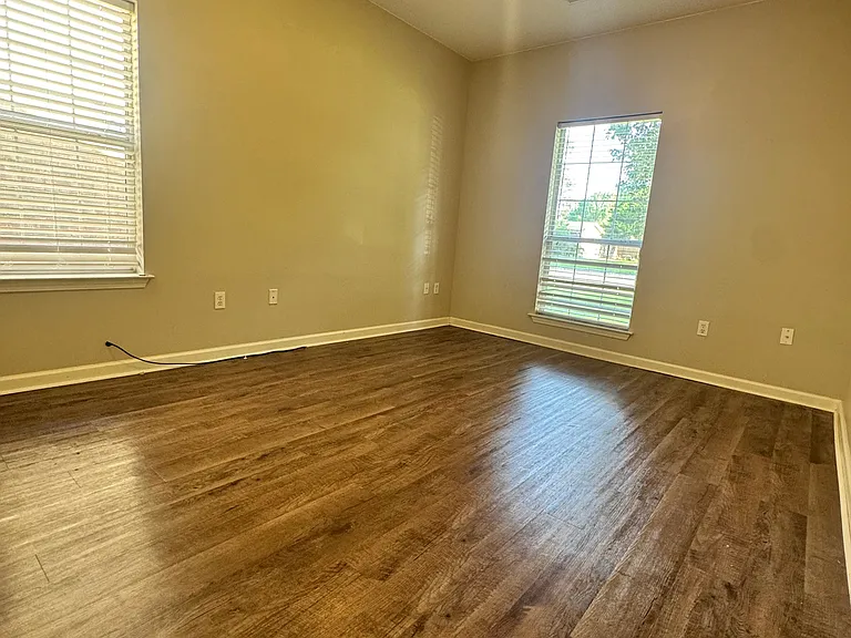9931 Riggan Dr — Photo 9