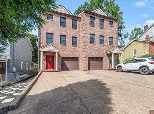 194 Plymouth St, Mt Washington, PA 15211