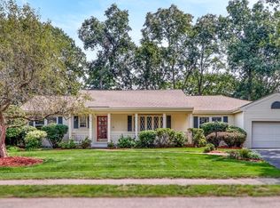 26 Barberry Ln, Norwood, MA 02062