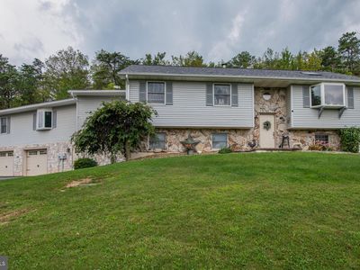 1507 Nices Hollow Rd, Jersey Shore, PA, 17740