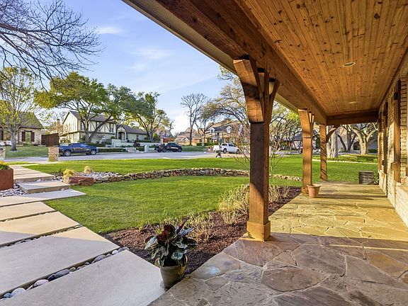 2nd image of 1 Roundrock Cir