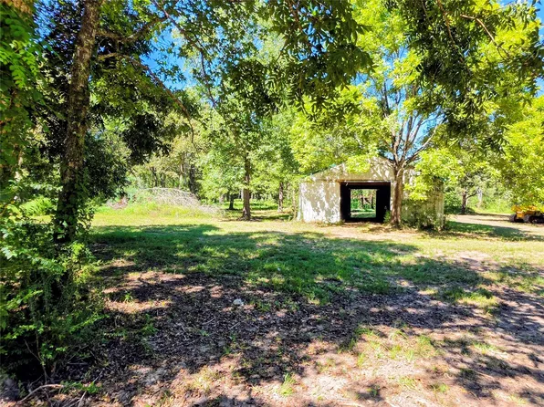 3rd St, Batson, TX 77519