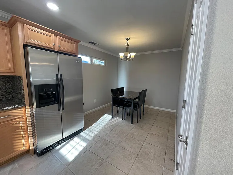 850B Shearer St — Photo 12