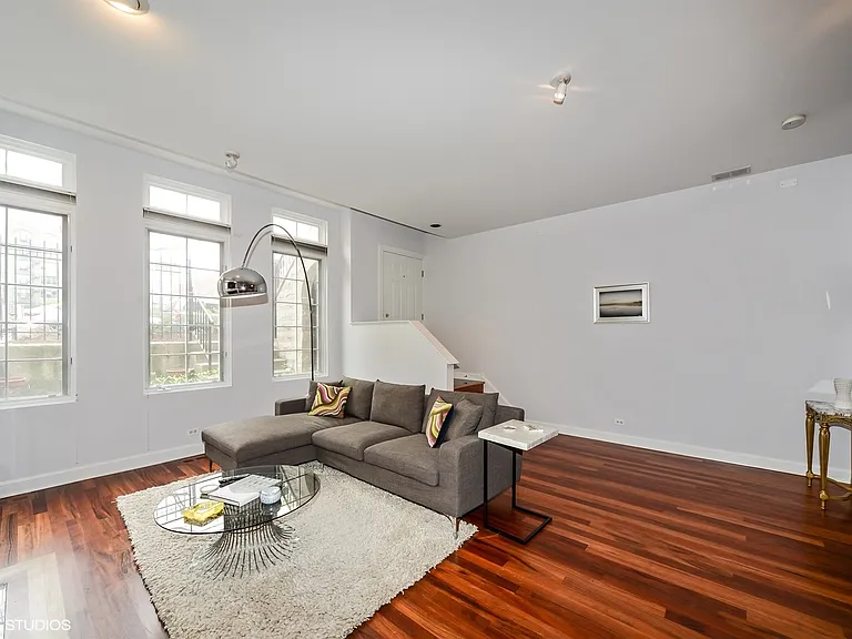 708 N Orleans St #A — Photo 5