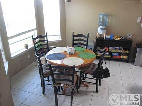4th image of 10928 Loma De Color Dr