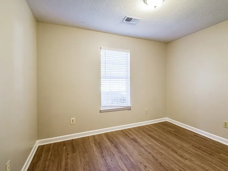 6926 Ginwood Cv — Photo 13