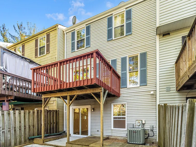 18257 Smoke House Ct — Photo 32