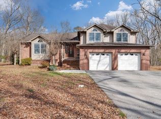 497 Obed River Rd, Crossville, TN 38555