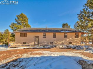1054 High Chateau Rd, Florissant, CO 80816
