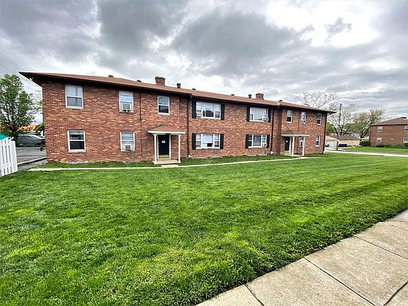 2nd image of 1220 King Ave #C