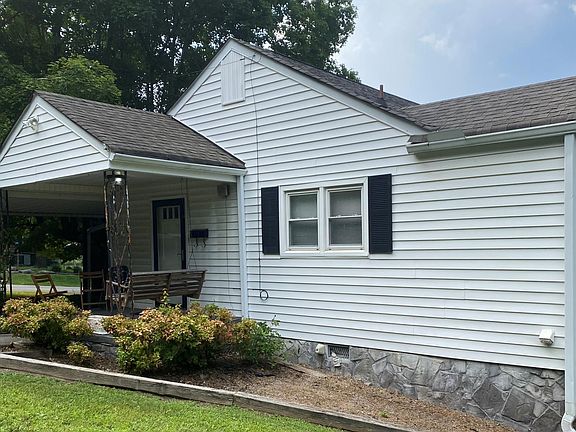 2nd image of 2 Greenview Dr