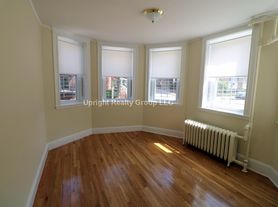 60 Woodstock Avenue Apartments