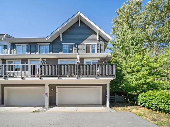 16357 15th Ave #8, Surrey, BC V4A 0C2