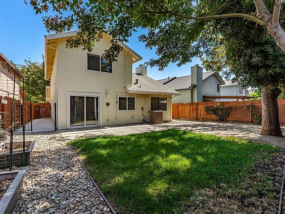 4th image of 3589 Rio Rosa Way