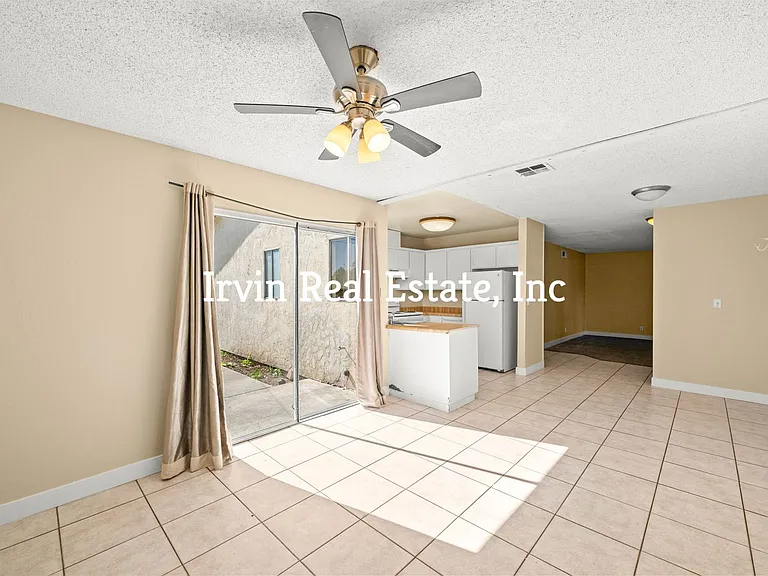 332 Riptide Ct — Photo 3
