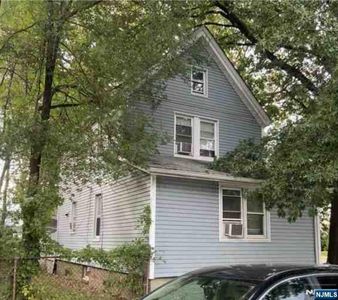 547 Church St, Ridgefield, NJ, 07657