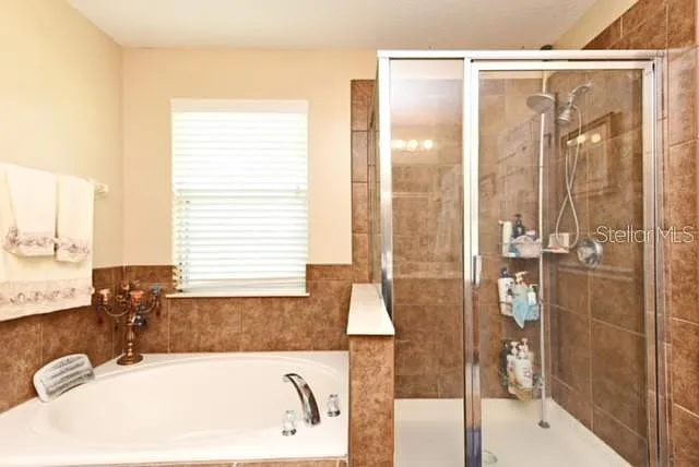 2479 Passamonte Dr #3H — Photo 18