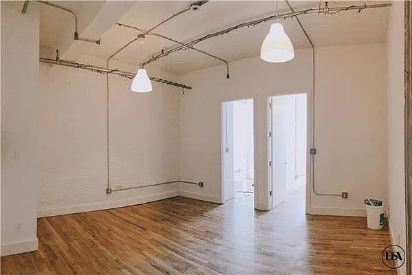 Rented by DSA Realty | media 14
