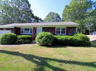12 Staller Blvd, Hampton Bays, NY 11946