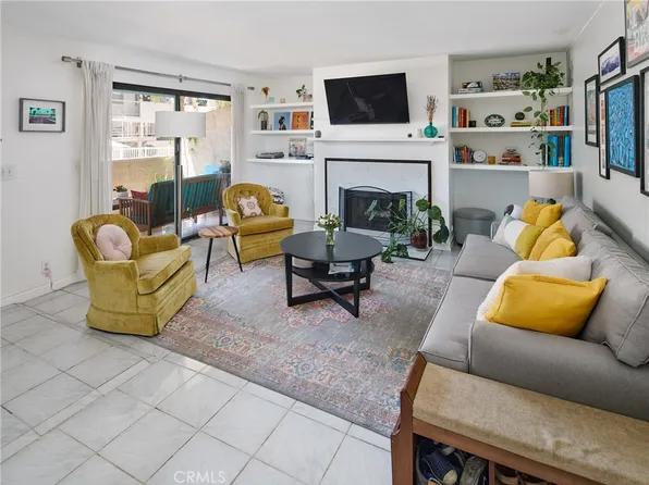 400 W 223rd St APT 107, Carson, CA 90745