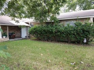 1609 Meadowcrest Dr, Garland, TX 75042