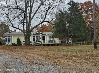 3615 Lowes Ferry Rd, Louisville, TN 37777