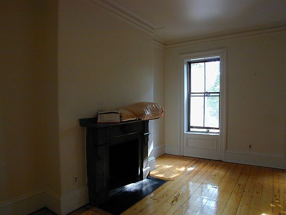 master bdrm fireplace
