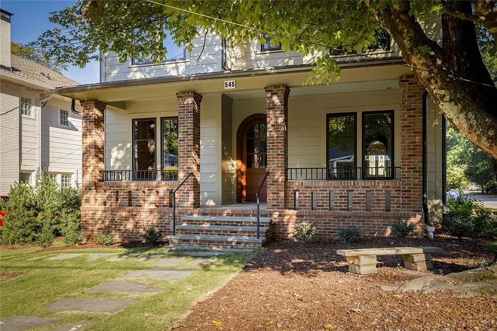 4 bed, 5.0 bath, 3389 sqft, $8,000 — Photo 2