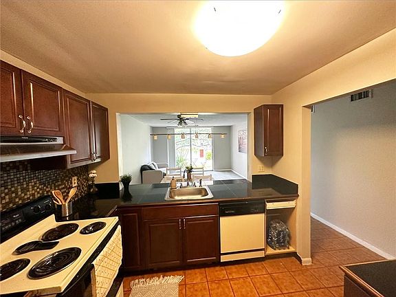 3rd image of 7175 Orange Drive #204H