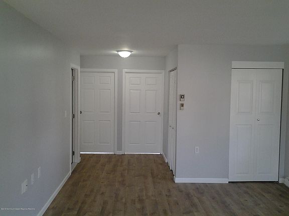 3rd image of 94 Edinburgh Lane Unit F
