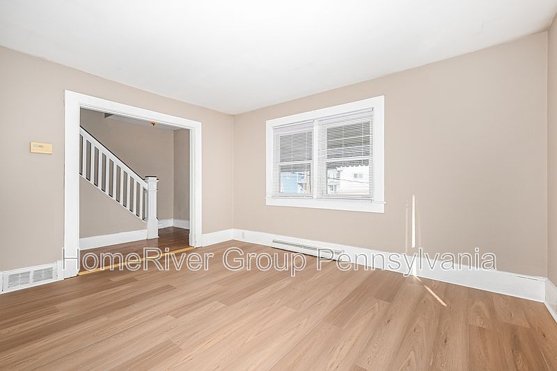 513 1st St, Charleroi, PA 15022 Zillow